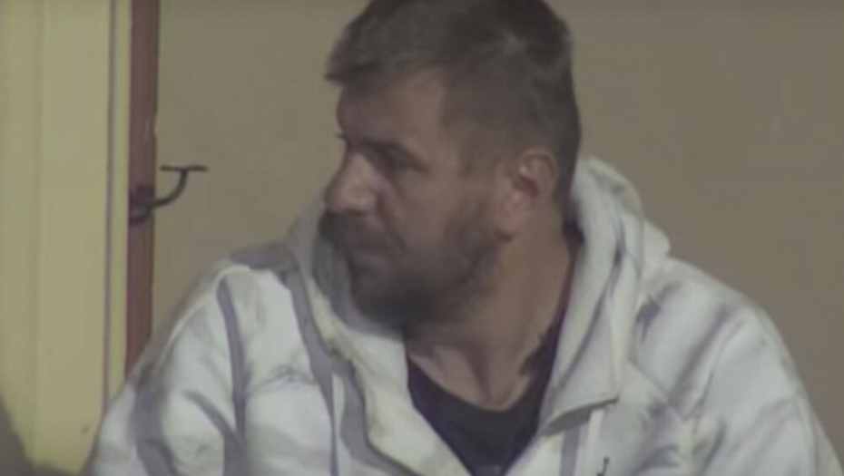 TREBA DA GA BUDE SRAMOTA KAO MENE, PLJUNUO BIH NAS OBOJICU! Janjuš uporedio njegovu i Nenadovu prevaru, pa reperu prorekao sudbinu sa Tarom