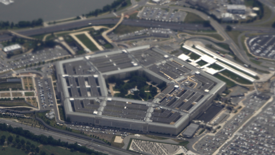 AMERIKANCI OTVORILI KARTE Spreman izveštaj Pentagona o NLO! (VIDEO)