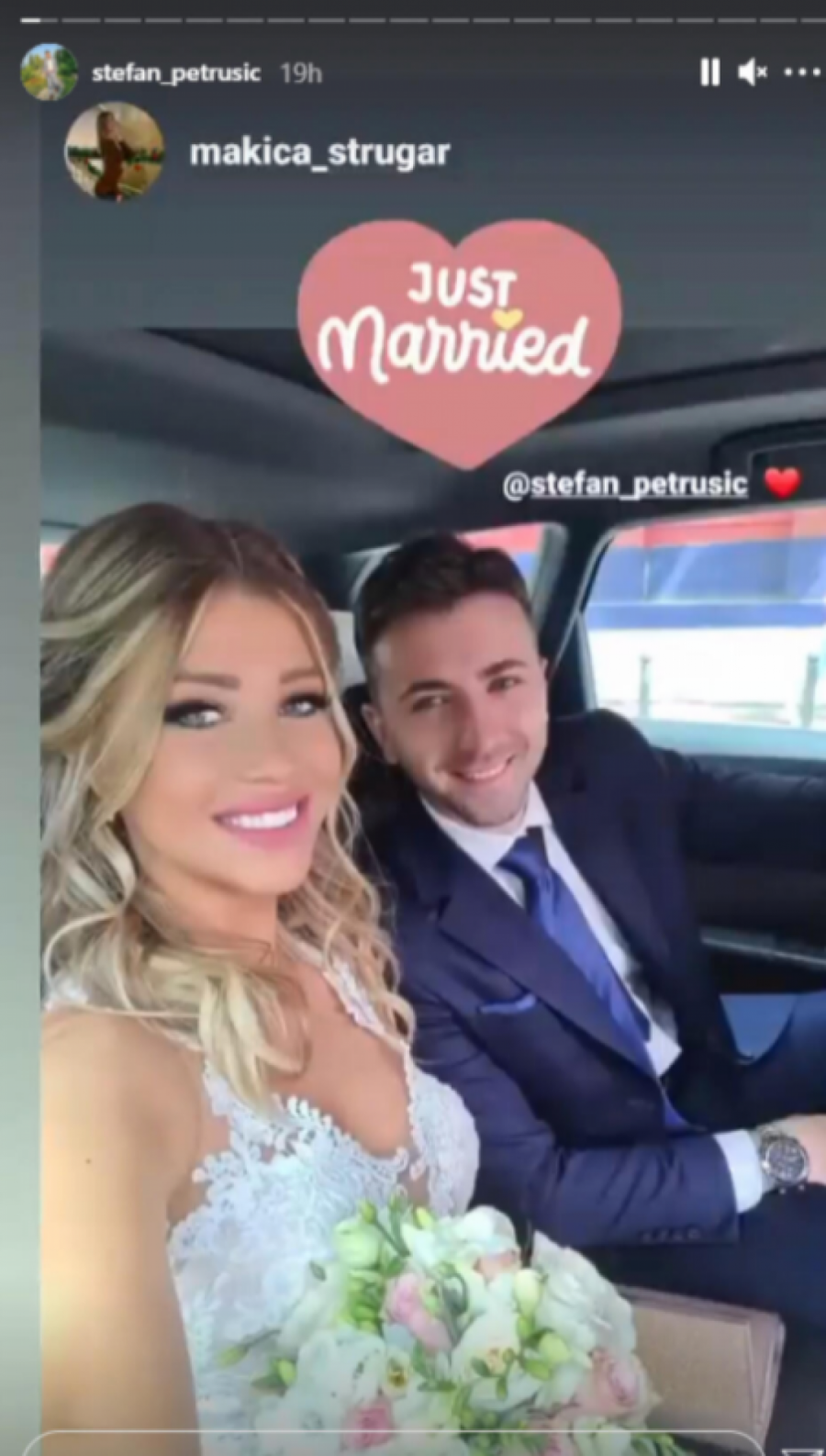 OŽENIO SE POBEDNIK ZVEZDA GRANDA Pevač zapevao na svojoj svadbi, a trudna mlada zablistala u belom!
