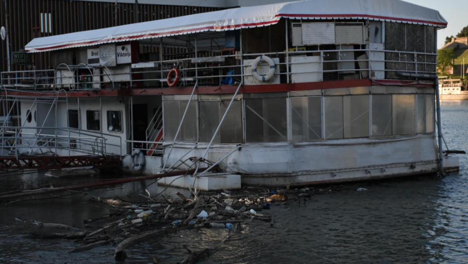 BEOGRADSKI SPLAVOVI IDU U ZABORAV Velika problematika oko prodaje