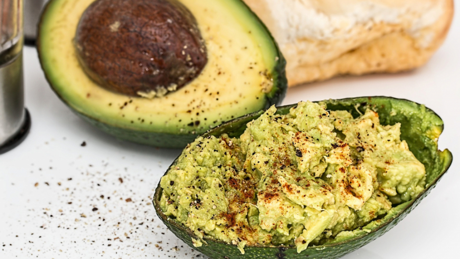 Riznica zdravlja: Evo zašto je dobro da jedete avokado