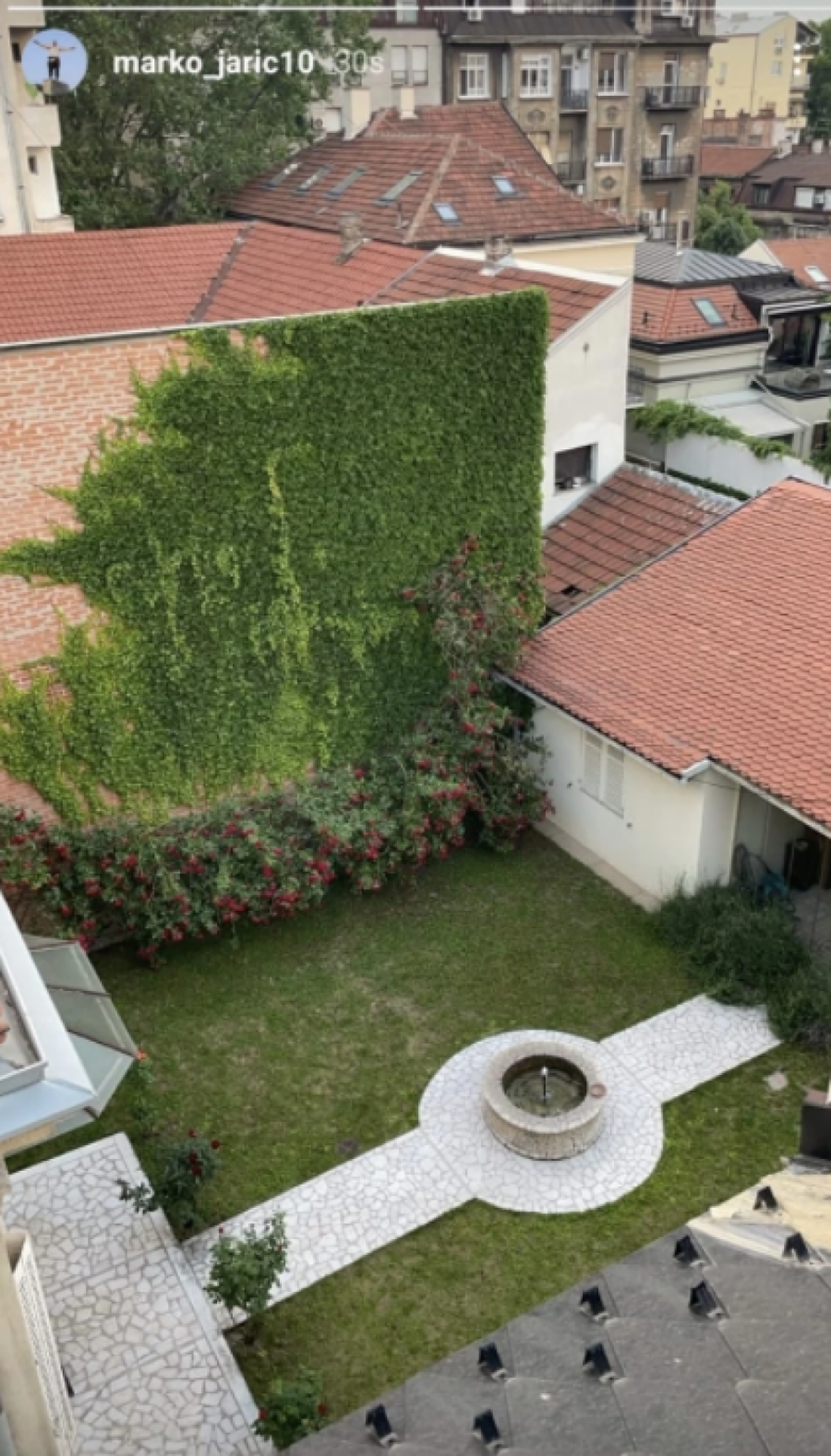 LUKSUZ NA DEDINJU OD TRI MILIONA EVRA Marko Jarić se uselio u vilu od koje zastaje dah, košarkaš ponosno pokazao novi dom (VIDEO)