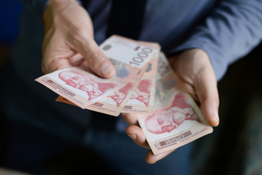 TREZOR OTVOREN JUTROS U 8 SATI! Ministar saopštio sjajne vesti, počela je isplata treće rate!