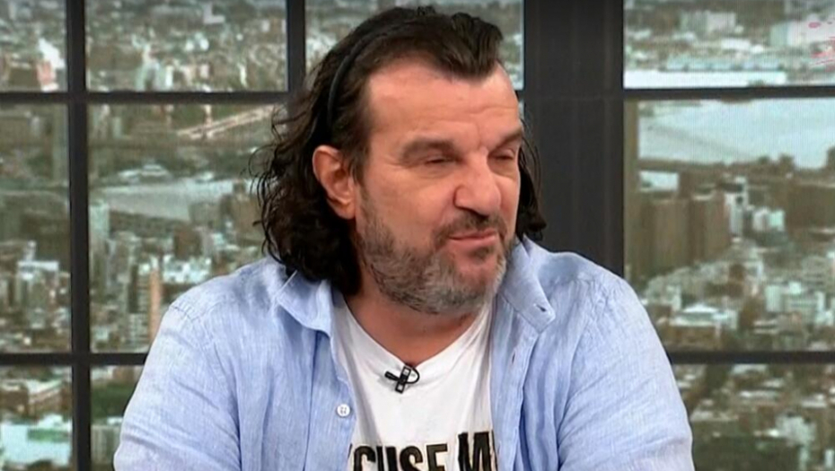 NAJTUŽNIJA LUKASOVA BALADA KRIJE TRAGIČNU PRIČU! Devojka svaki dan nosi ružu na grob, nisam hteo da snimam spot!