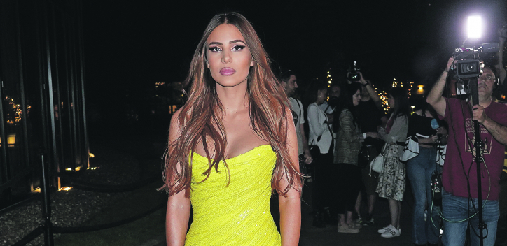 DEKOLTEI I SKUPI POKLONI! Otkrivamo vam sve detalje sa Anastasijine glamurozne proslave, a reakcija Cecine sestre postaće hit na društvenim mrežama! (VIDEO)