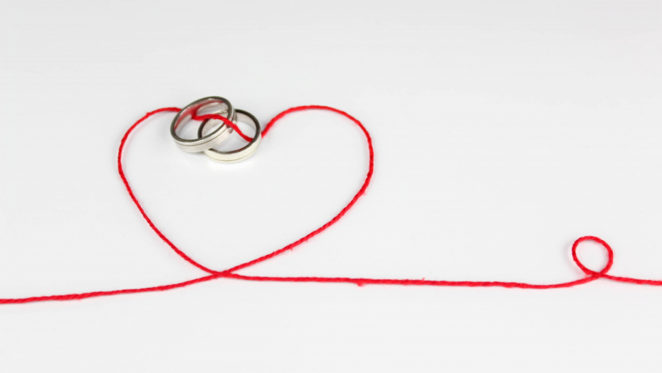 Da saznate istinu potrebna vam je čaša, burma i crven končić