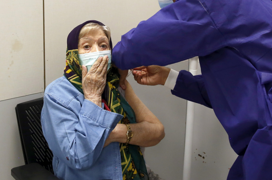 Šekler otkrio koju vakcinu je primio: Evo zašto neće biti 8.000 novozaraženih!