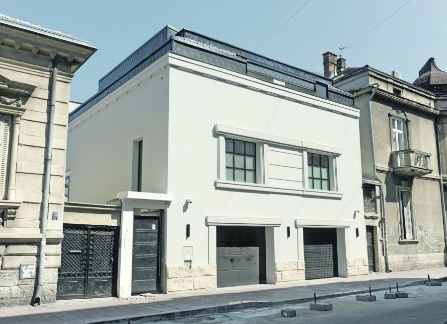 EKSKLUZIVNE FOTOGRAFIJE Jarić se uselio u Krcunovu kuću! (FOTO)