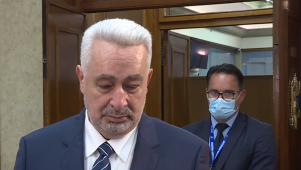 HLADAN TUŠ ZA KRIVOKAPIĆA Premijer Crne Gore pozdravio Bajdena, on ga žestoko iskulirao! Knežević objavio snimak sa urnebesnim komentarom (VIDEO)