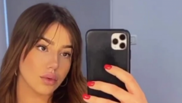 ČOLINA ĆERKA POZIRALA U PROVOKATIVNOM IZDANJU Una pokazala svoje telo u bikiniju, mami uzdahe