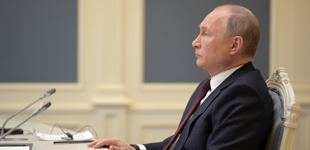 OBRAČUN SA UKRAJINOM NA POMOLU? Putin hitno razgovarao sa premijerom ove zemlje o situaciji na granici: Ruski predsednik otklonio sve sumnje