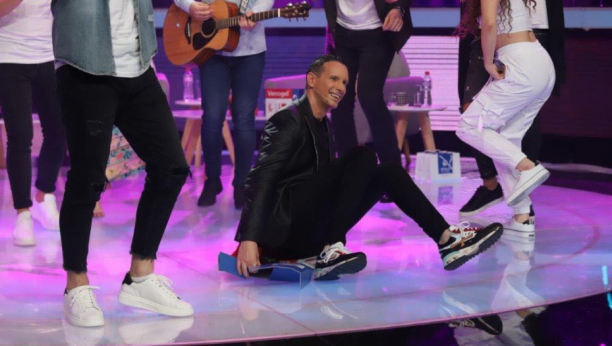 HAOS! Siniša Medić pao u emisiji, hitno pritrčali da mu pomognu!