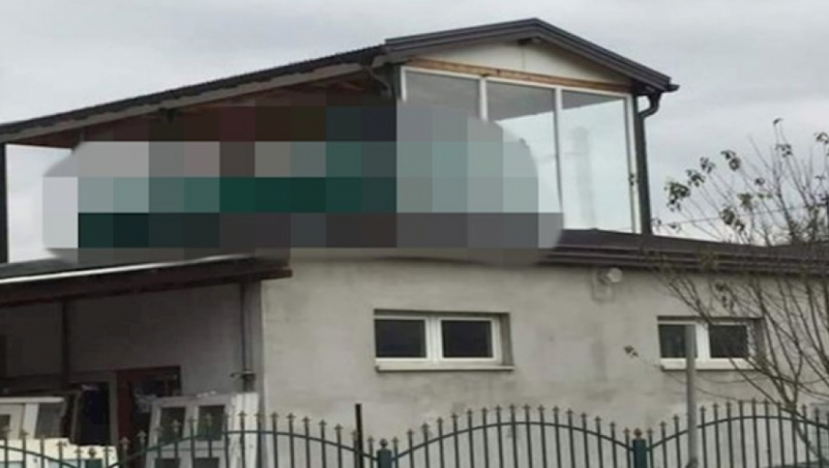 Nije poznato kako je ovo remek-delo izvedeno, ali je pitanje da li se koristi ili je samo ukras?