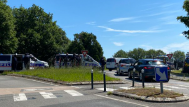 U FRANCUSKOJ SVE ČEŠĆI NAPADI NA POLICIJU Pokušao da izbegne saobraćajnu kontrolu pa stradao!