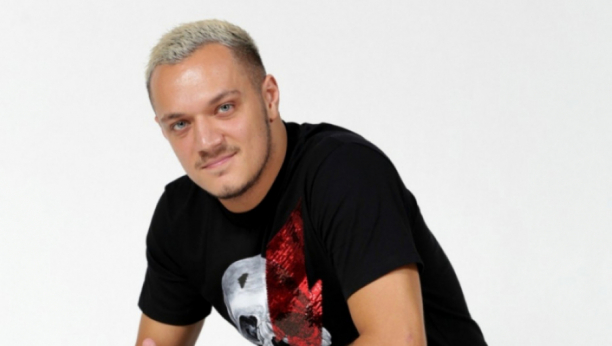 KAKAV TALENAT, TO GA JE SLAGAO NEKO! Gastozov otac razvezao jezik i otkrio kakav je on zapravo, nisu se čuli četiri meseca, a ovo ga najviše boli