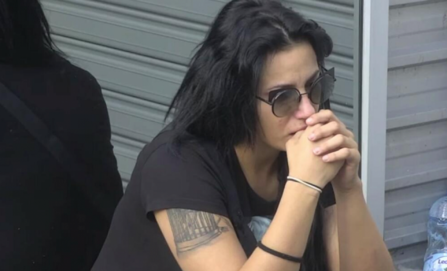 PODRŽAO ĆERKU DA BUDE LJUBAVNICA KRISTIJANA GOLUBOVIĆA Oglasio se otac Kristine Spalević i priznao šta misli o intimnim odnosima naslednice i njenog dečka!