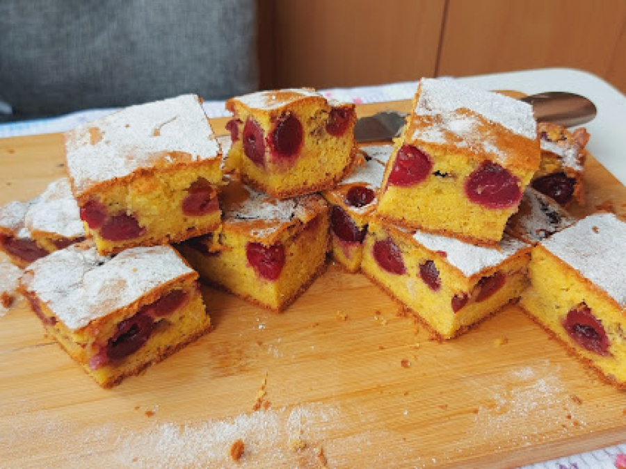 NEMA GREŠKE! Kolač sa trešnjama koji je preukusan i uvek uspeva
