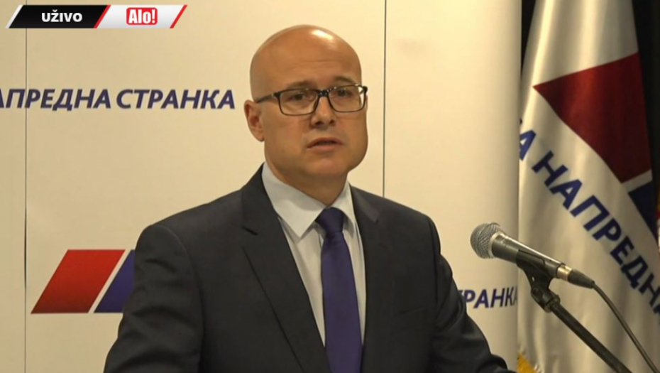 "METKOM I ULICOM BI DA DOĐU NA VLAST U SRBIJI" Miloš Vučević o kanalima kojima "cure" informacije o Velji Nevolji!