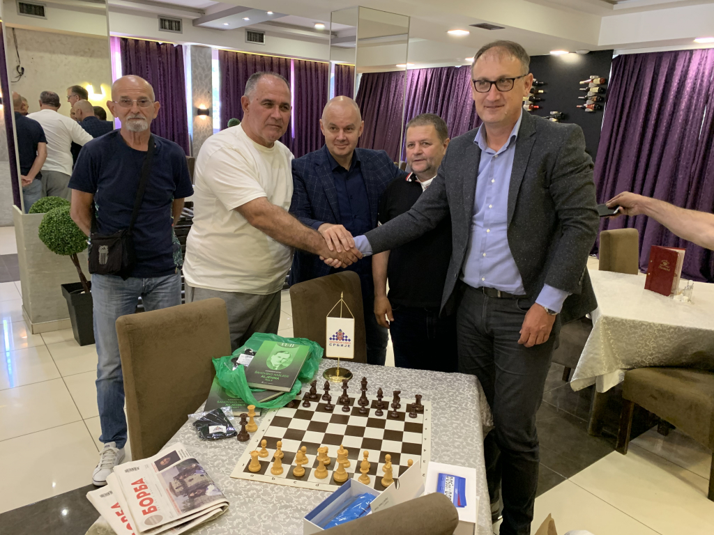 ŠAH U SRCU SRBIJE! Šahovski savez Srbije posetio Kosovo i Metohiju nakon 40 godina pauze! (VIDEO/FOTO)