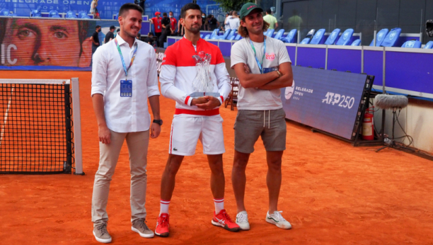 JEDVA SU GA PREPOZNALI Marka Đokovića dugo nismo imali prilike da vidimo, Novakov brat se pojavio na turniru i izazvao lavinu komentara (FOTO)
