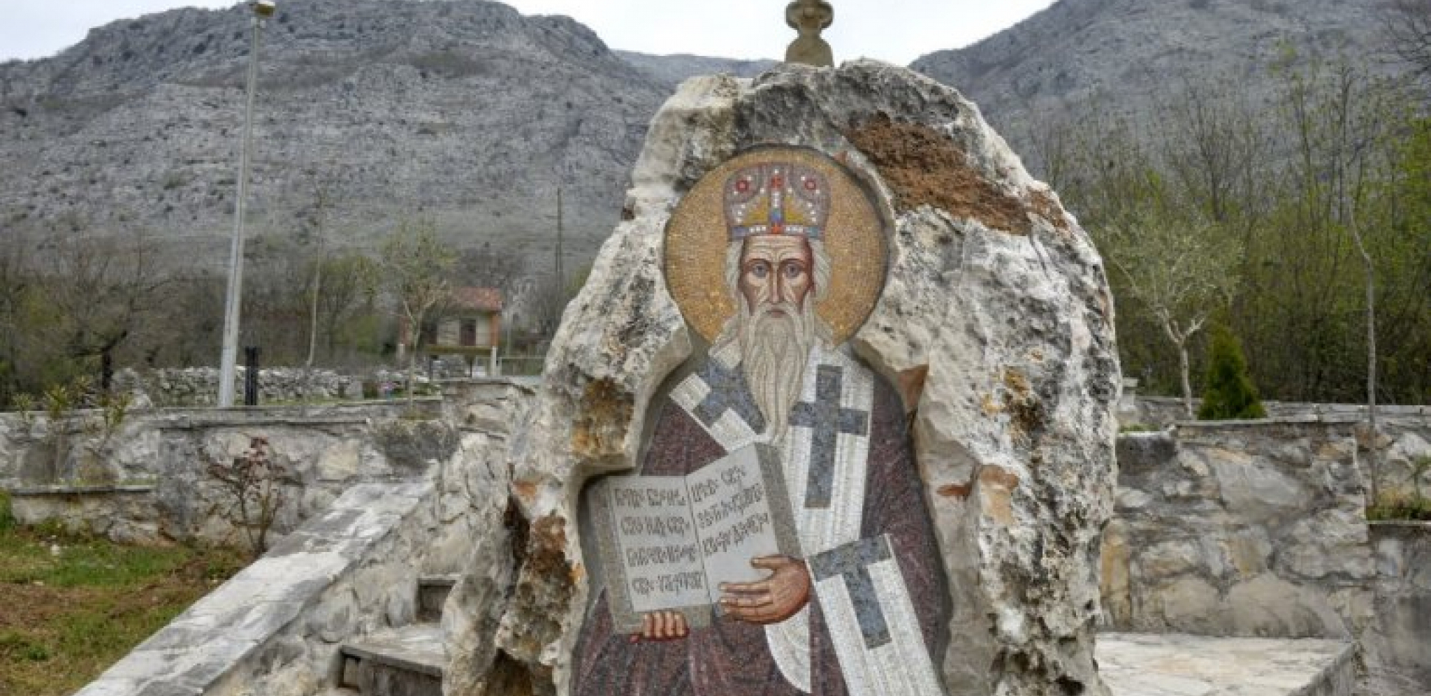 ČUDA SU MOGUĆA Sveti Vasilije Ostroški vekovima isceljuje i pomaže ljudima svih vera koji mu se iskreno mole