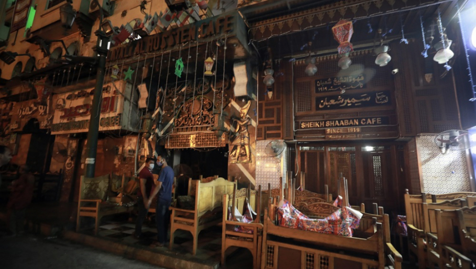 ISTAKNUTI EGIPATSKI AKTIVISTA OSUĐEN NA PET GODINA ZATVORA: Širenje lažnih vesti