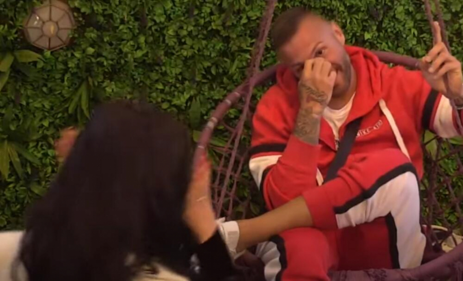 VARAO JE SUPRUGU SA OBE! Oglasila se Jelenina drugarica i otkrila sve skandalozne detalje iz života repera i gde su se viđali, spomenula i Ivanu Aleksić