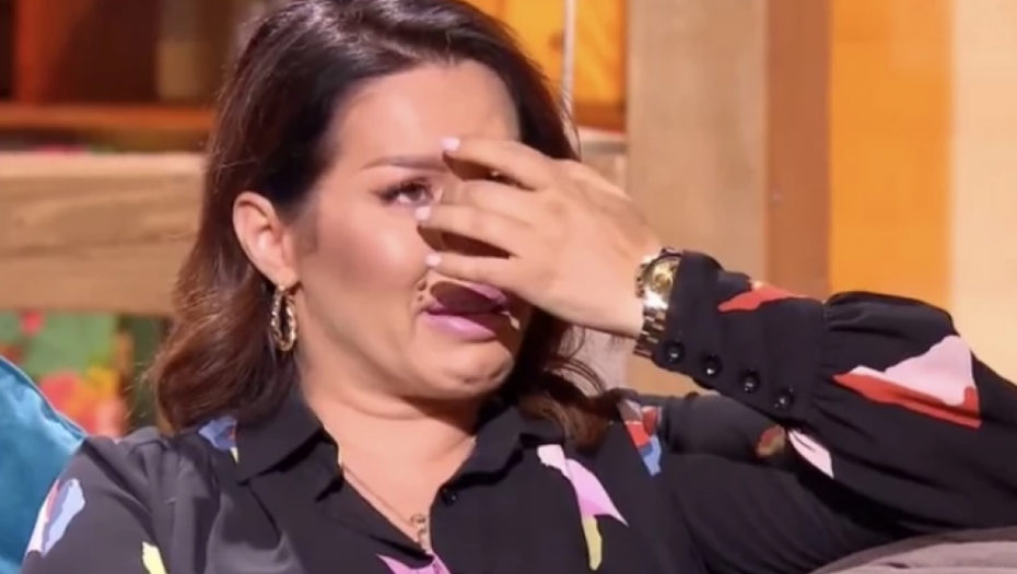 "OTAC JE NASRNUO NA MAJKU, BRAT GA JE UDARAO PO GLAVI DA SE SKLONI" Seka Aleksić kroz suze o teškom odrastanju, nasilju u porodici i paklu kroz koji je prošla