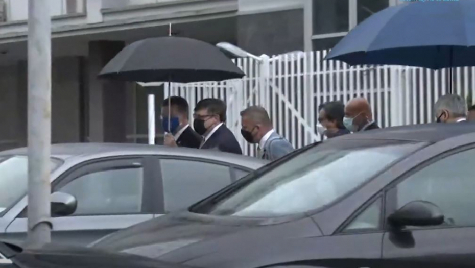 LAJČAK I PALMER U PRIŠTINI OKUPILI SVE KLJUČNE ALBANCE! Vjosa izašla, ostali sa Kurtijem, Hoti, Hodžaj i Ljumir već dobili instrukcije! (VIDEO)