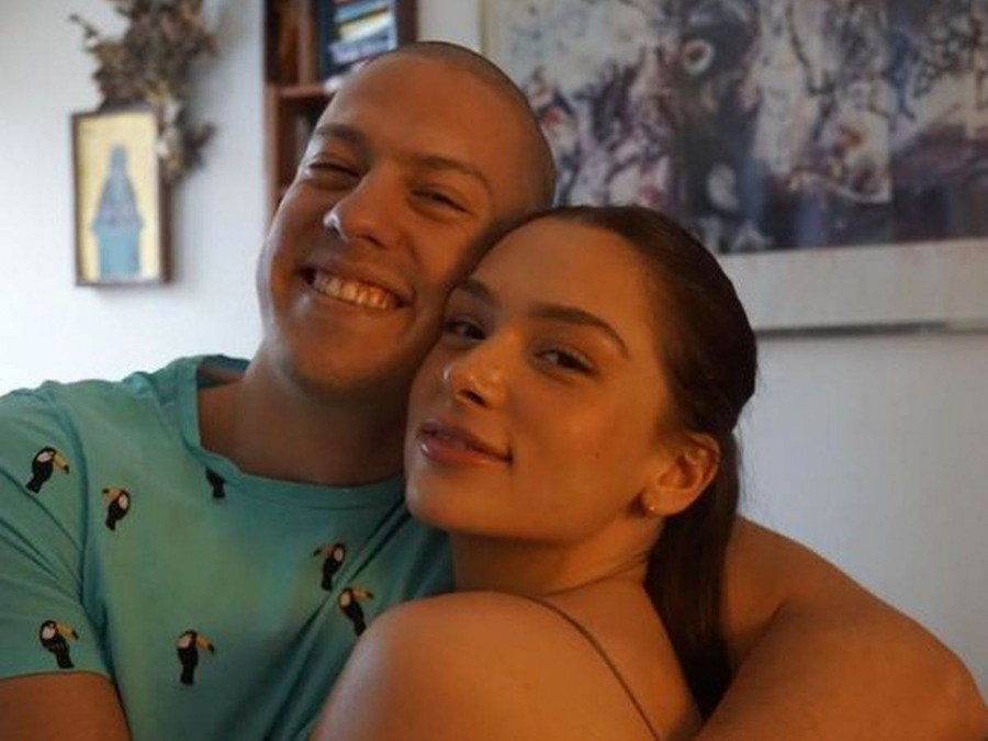 TREBA DA SE STIDI! Baka Prase nakon što ga je devojka ostavila okačio njene privatne snimke na društvene mreže!