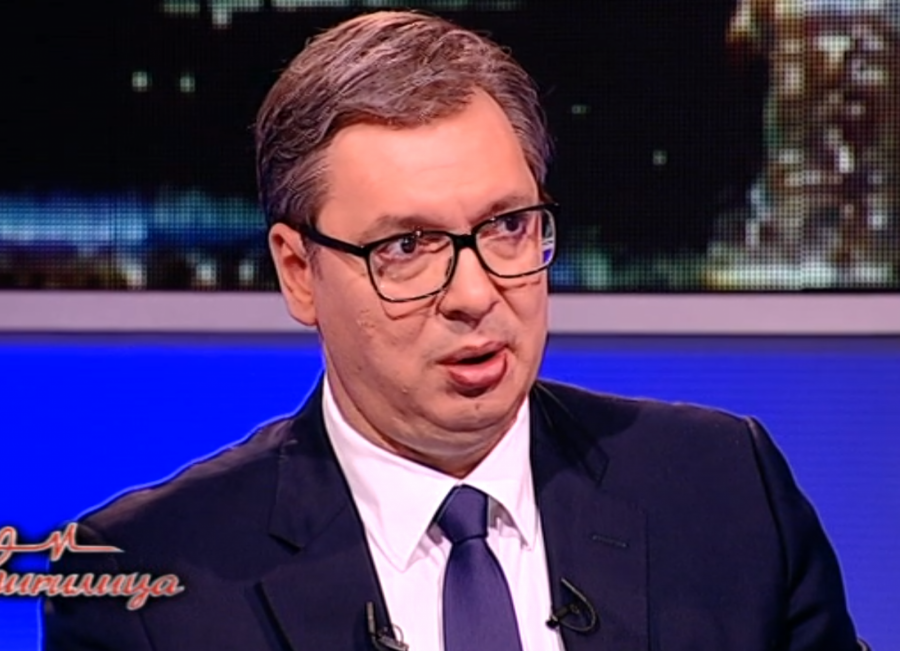 PREDSEDNIK SRBIJE U ĆIRILICI Vučić: Strane sile hoće da izvrše pritisak, ali za Srbiju nema panike oko Kosova