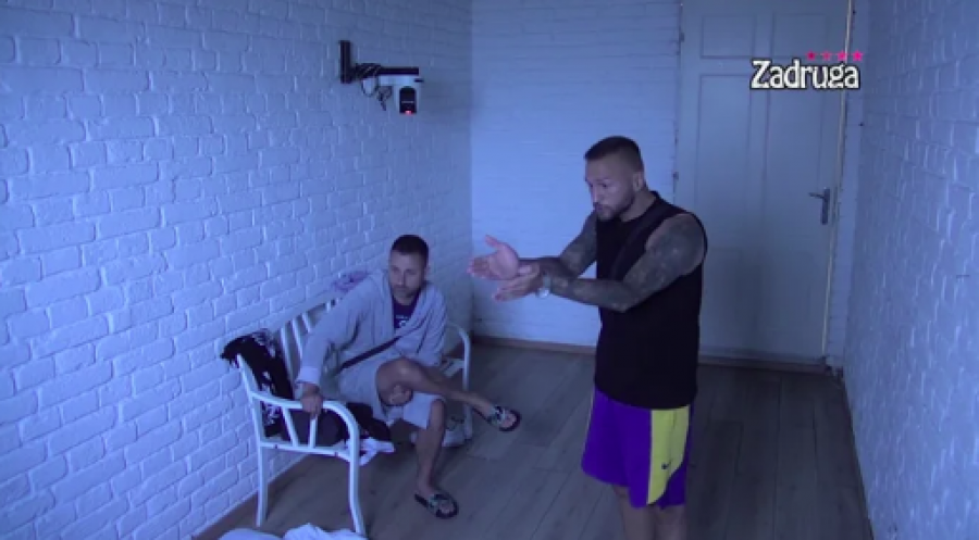 UŠLA JE PSIHOPATA OD KOJE SAM POBEGAO! Ša sasuo bivšoj sve u lice, zadrugar izgubio strpljenje i nije birao reči koje joj izgovara!