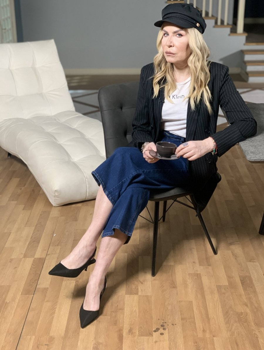 POZLILO MI JE ZBOG TOGA! Jutjuberka Žana Karaklajić bez dlake na jeziku o javnim ličnostima koje promovišu tehnike za srećniji i bolji život, spomenula i Jelenu Đoković!