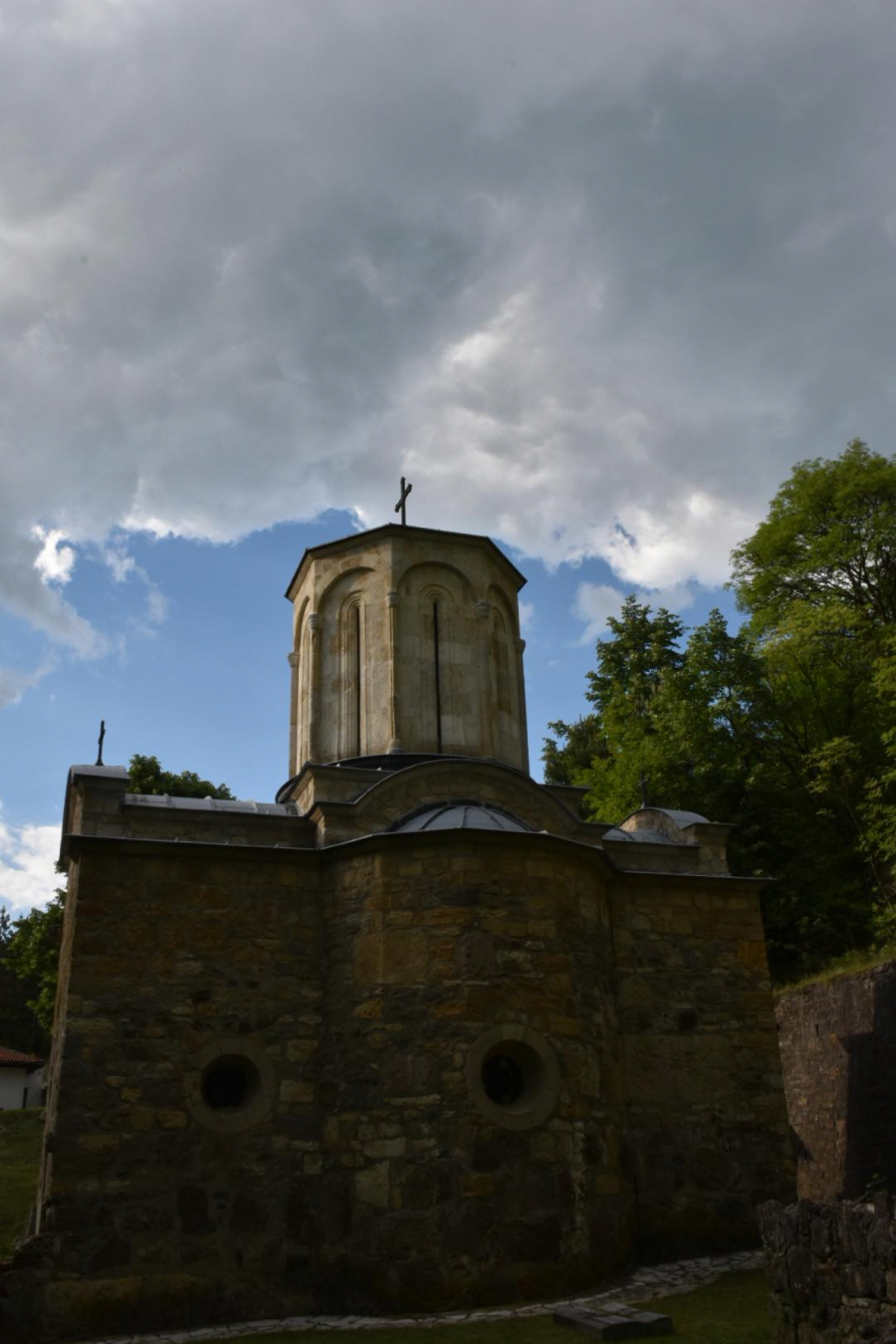 Srpski Manastir Pavlovac: Turci su ga sravnili sa zemljom, a posle 280. godina je opet obnovljen (FOTO)