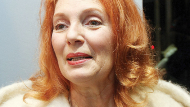 TANJA BOŠKOVIĆ NAPADNUTA NASRED ULICE Glumica ostala zatečena, a ovo su joj ukrali