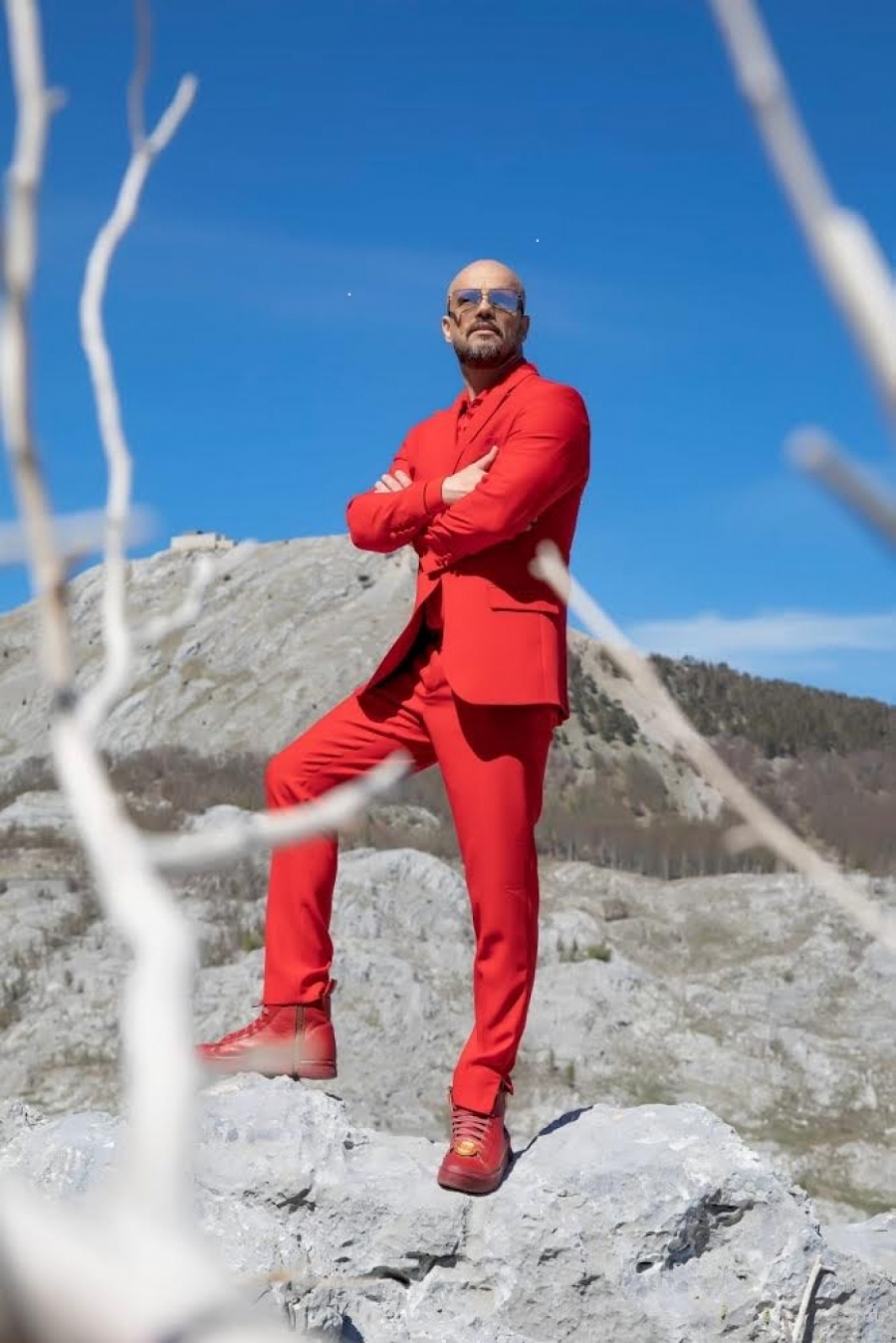 Neverovatne reakcije na novu pesmu Bobana Rajovića, pevači masovno šeruju: 