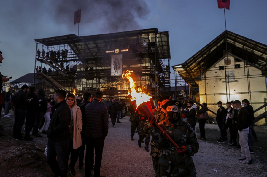 NEKADAŠNJI DIPLOMATA OTKRIVA 