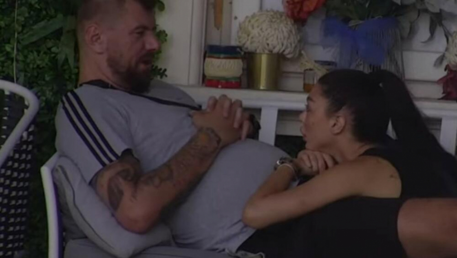 TEK ŠTO JE NAPUNILA DESET GODINA Maja otkrila kada je imala prvog dečka, bio je stariji od nje i kockar, Janjuš zanemeo od detalja!