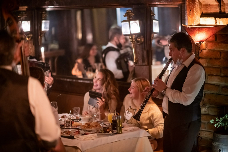 SRPSKA HRANA JE NAJBOLJA NA SVETU! U ove restorane u Beogradu dolaze ljudi iz svih krajeva sveta