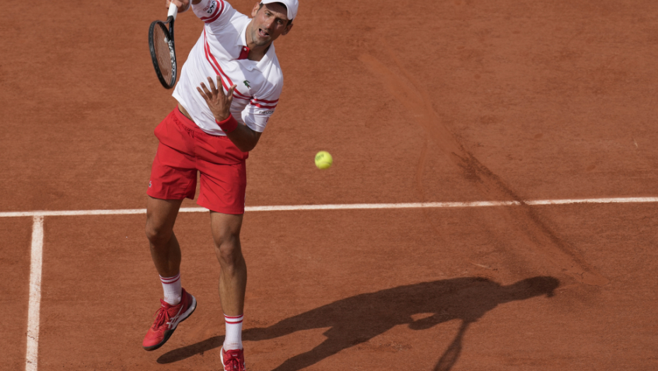 NOVAK SAVLADAO URUGVAJCA! Đoković bez problema izborio treće kolo Rolan Garosa!
