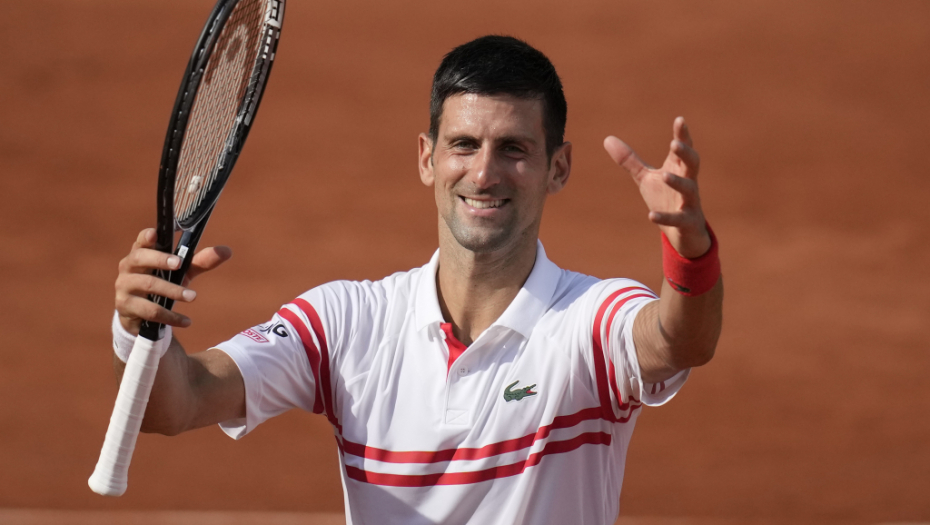 ŠTA BI BILO DA JE OVO NOVAK URADIO!? Federer godinama prozivao Srbina, a sada je uradio nešto mnogo gore!