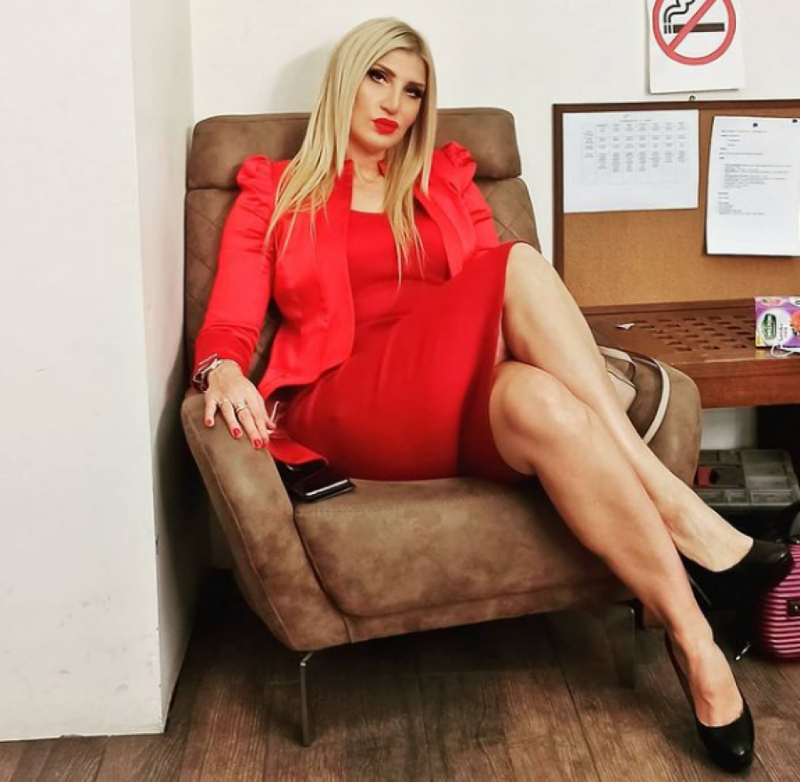 UHAPŠEN BIVŠI DEČKO JOVANE TIPŠIN Pevačica ga prijaviila za uznemiravanje, trenutno se nalazi u Centralnom zatvoru, ovo su detalji