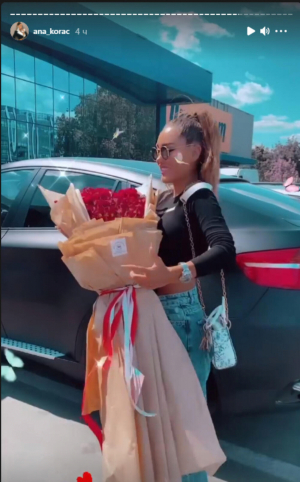 ANA KORAĆ SLAVI ROĐENDAN Bivša zadrugarka se pohvalila ovim ogromnim poklonom, čestitala joj i Luna Đogani, ali i ovaj zgodni zadrugar! (FOTO)