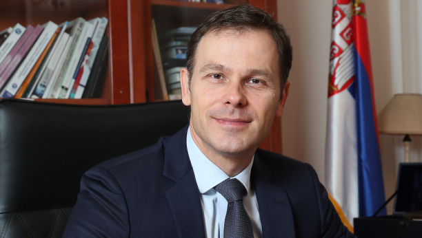 MINISTAR FINANSIJA OBAVESTIO JAVNOST Pola miliona vakcinisanih sutra prima novac, ostali do kraja nedelje