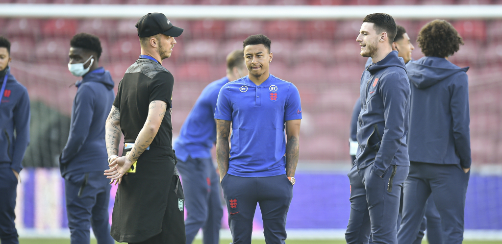 SRBIN ZAPLAKAO NA PRES KONFERENCIJI! Iskusni golgeter nije mogao da sakrije emocije! (VIDEO)