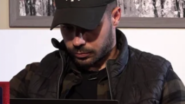 JOVANA LJUBISAVLJEVIĆ PROGANJA BIVŠEG DEČKA?! Otkriveni pravi razlozi raskida misice i Stefana Karića, šalje preteće poruke, a evo i kome!