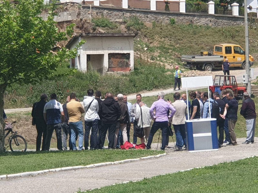 SAZNAJEMO Ikodinović juče istim 