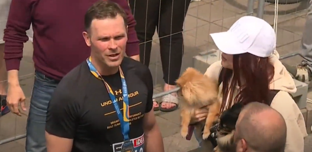 SINIŠA MALI NIJE KRIO ZADOVOLJSTVO ZBOG FANTASTIČNOG REZULTATA! Ovu sliku je ministar finansija podelio posle Beogradskog maratona! (FOTO)