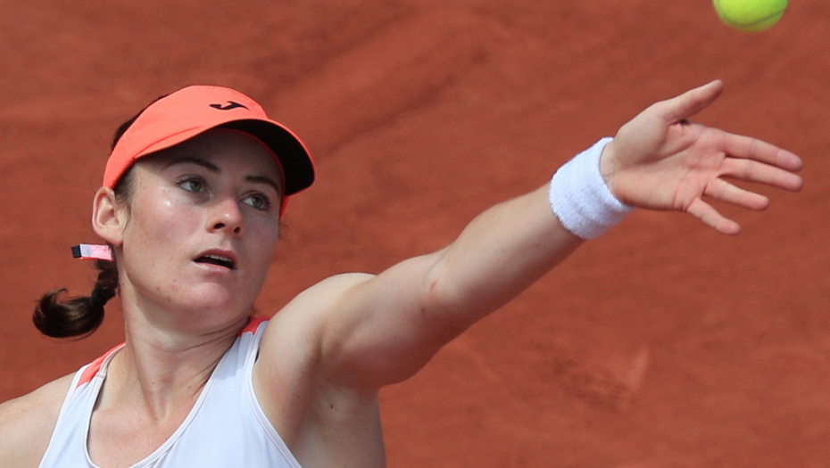 BAJKA SE NASTAVLJA! Teniserka iz Slovenije prva četvrtfinalistkinja Rolan Garosa