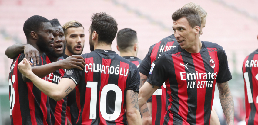 BOMBA! DInamo želi Mandžukića, jedna stvar dodatno pojačala glasine o transferu!